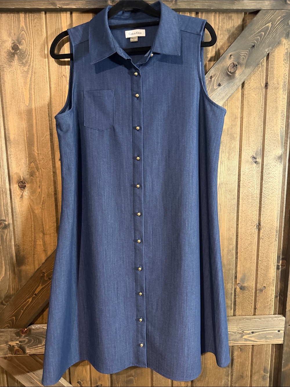 Calvin Klein Sleeveless Button-Front Chambray Midi Dress in Blue